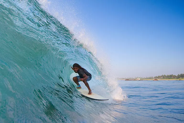 Are there surfing certifications in India?